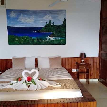 Les Elles Guesthouse Self Catering Baie Lazare  部屋 写真