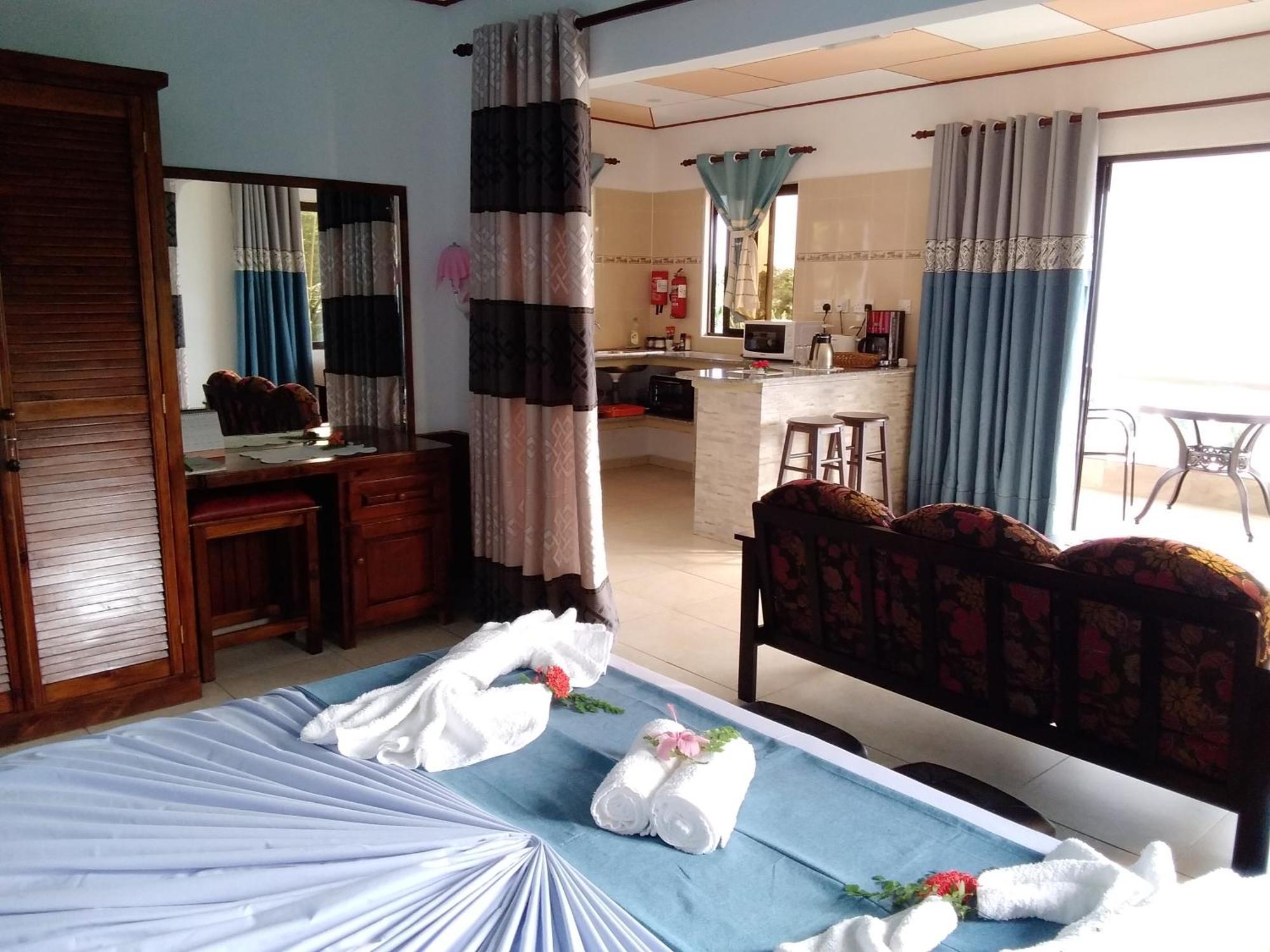 Les Elles Guesthouse Self Catering Baie Lazare  部屋 写真
