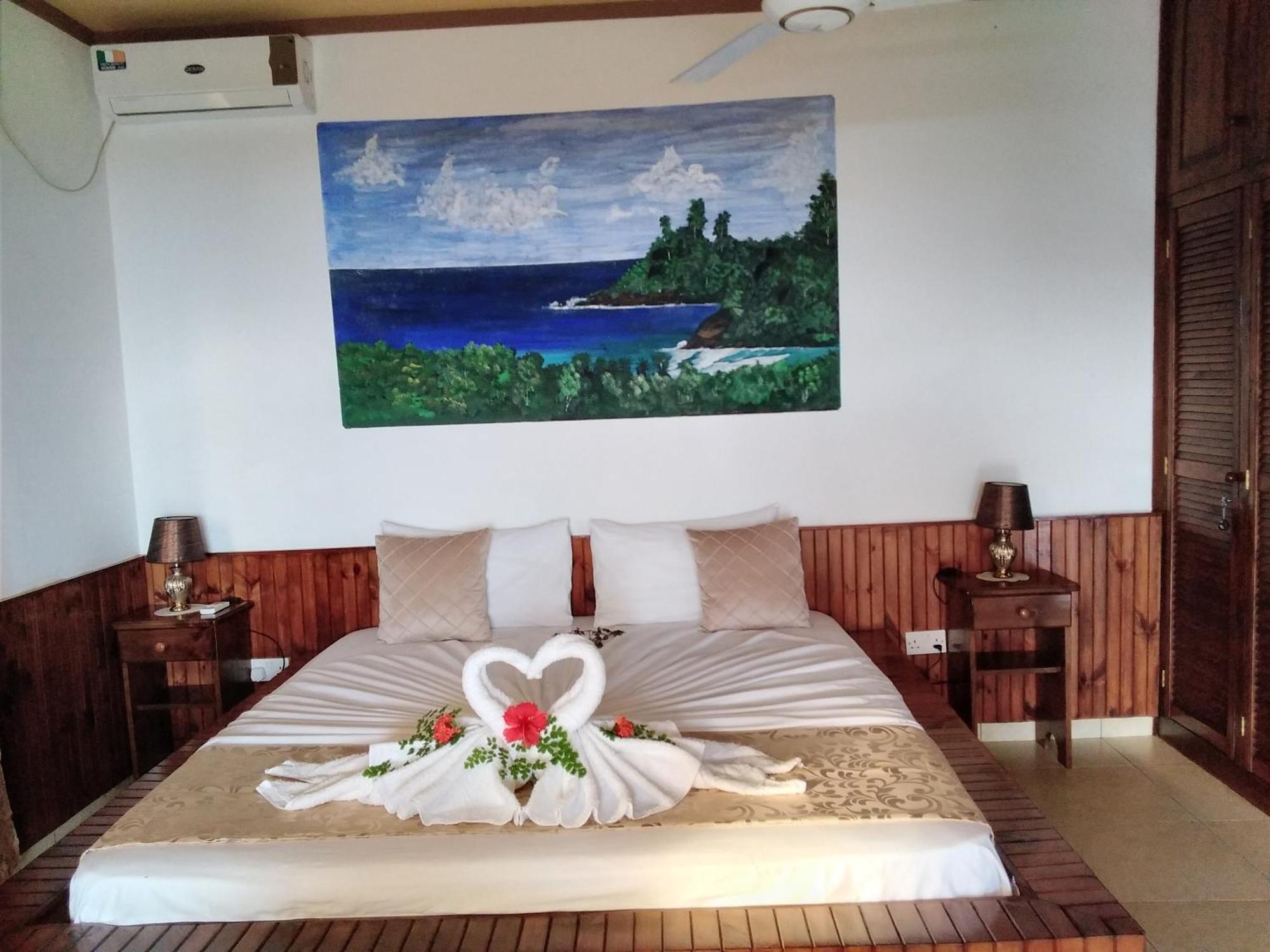 Les Elles Guesthouse Self Catering Baie Lazare  部屋 写真