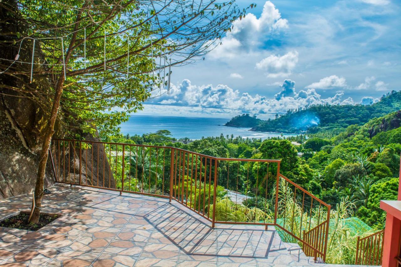 Les Elles Guesthouse Self Catering Baie Lazare  エクステリア 写真